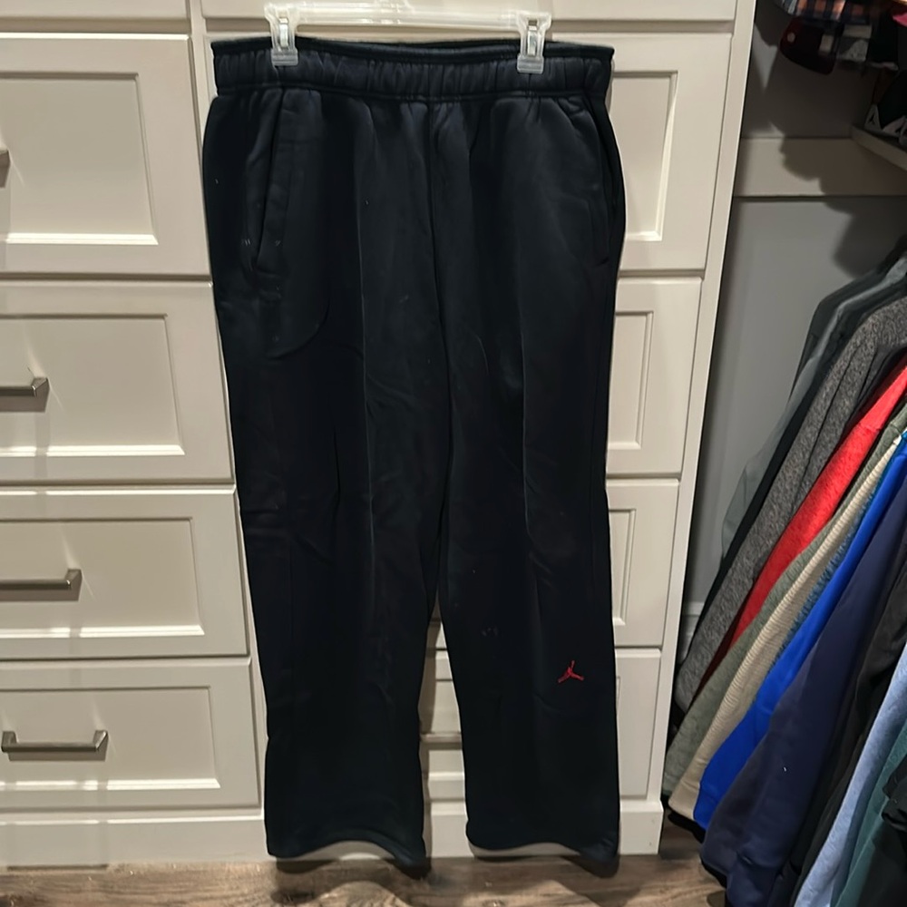 JORDAN SWEATPANTS MENS SZ. LARGE BLACK